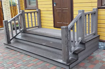 Ступени из ДПК